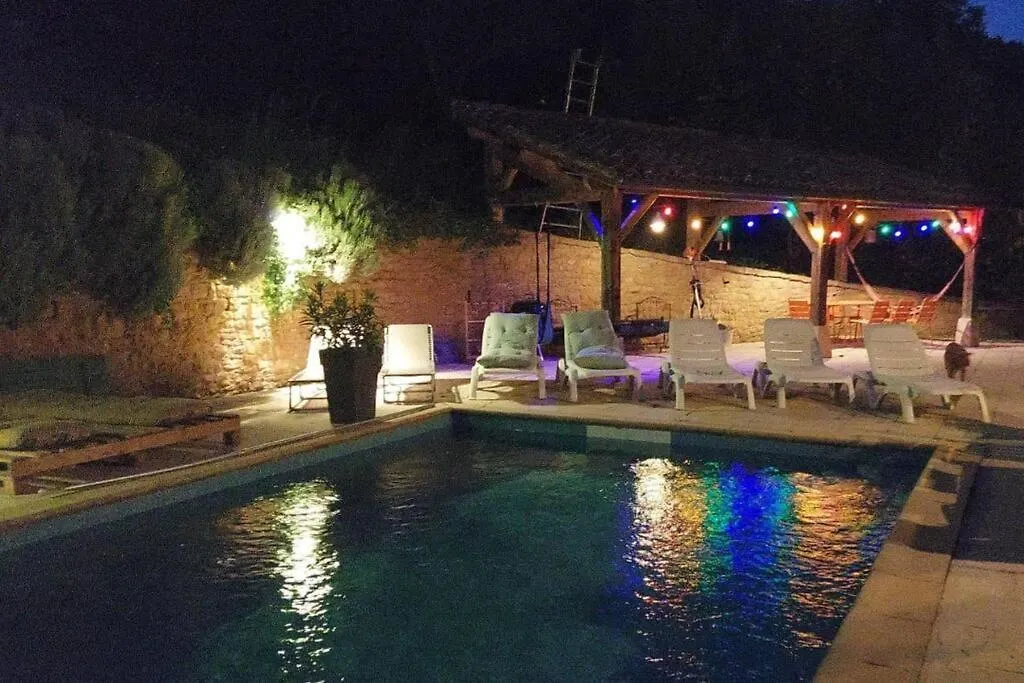 Chambre Avec Cuisine, Vue Et Piscine Privee Au Coeur Du Beaujolais Blacé Vakantiehuis