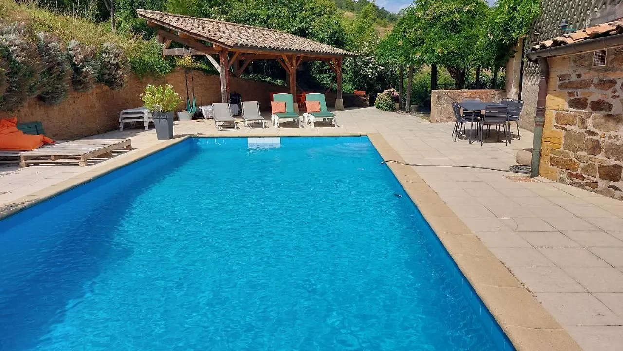 Holiday home Chambre Avec Cuisine, Vue Et Piscine Privee Au Coeur Du Beaujolais Blace